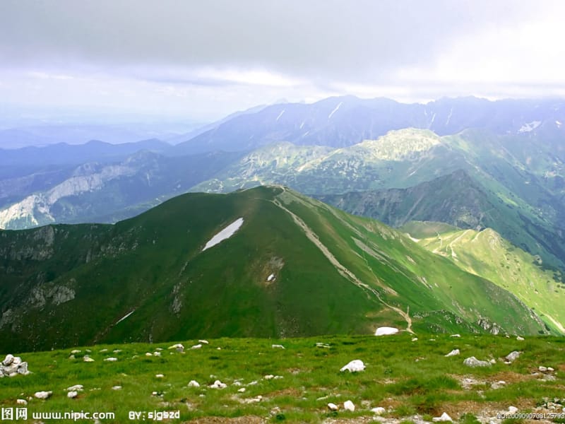 中华少年朗诵配乐背景(修改版).ppt_第2页